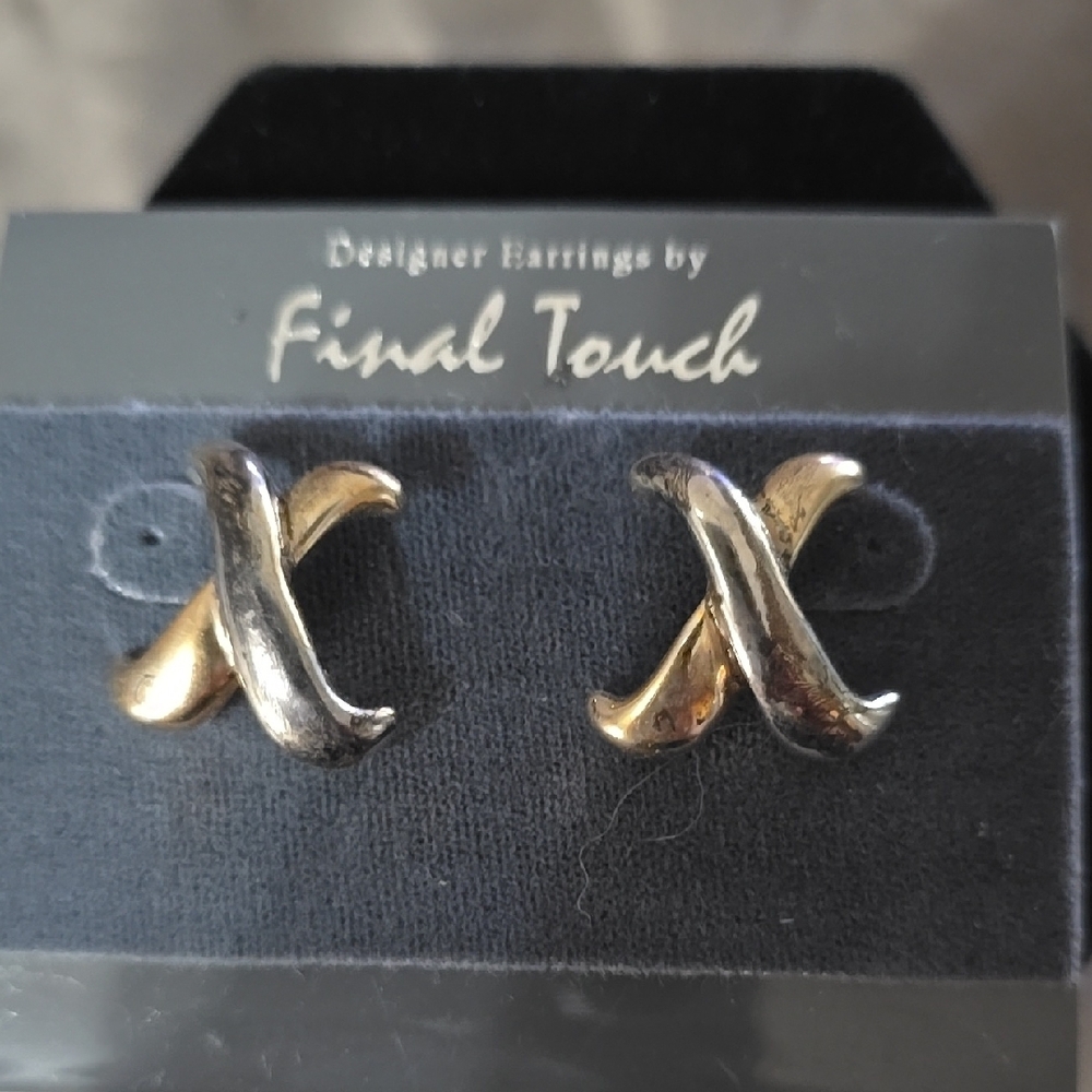 Final Touch Two-Tone Designer Earrings